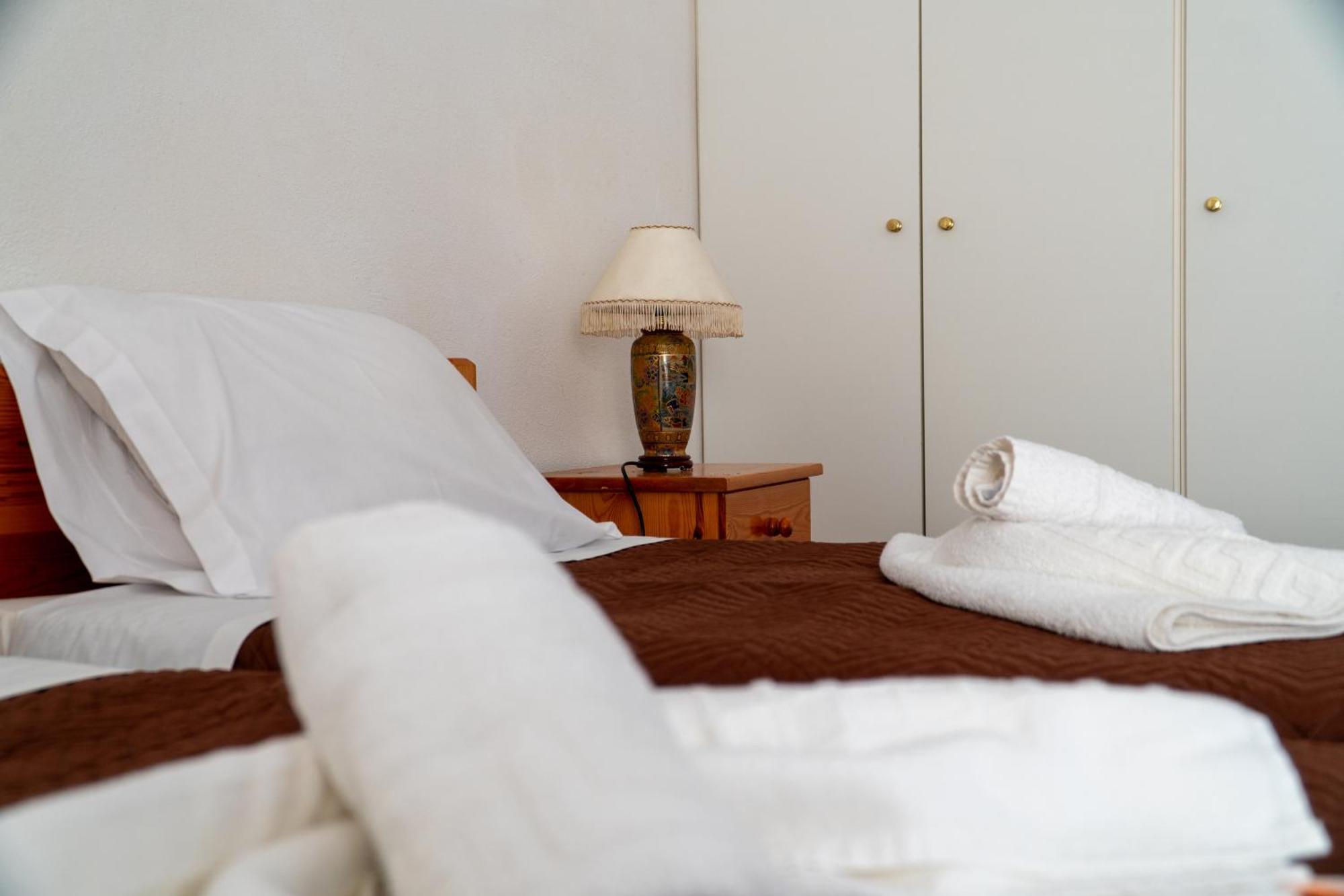 Pagona Hotel Loutra Aidhipsou Exteriör bild
